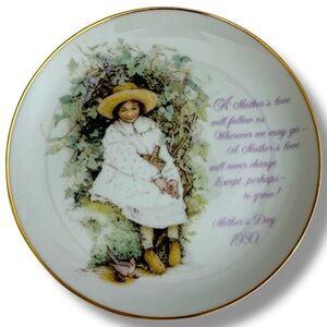 Vintage Holly Hobbie Commemorative Edition Genuine Porcelain Collective Plate